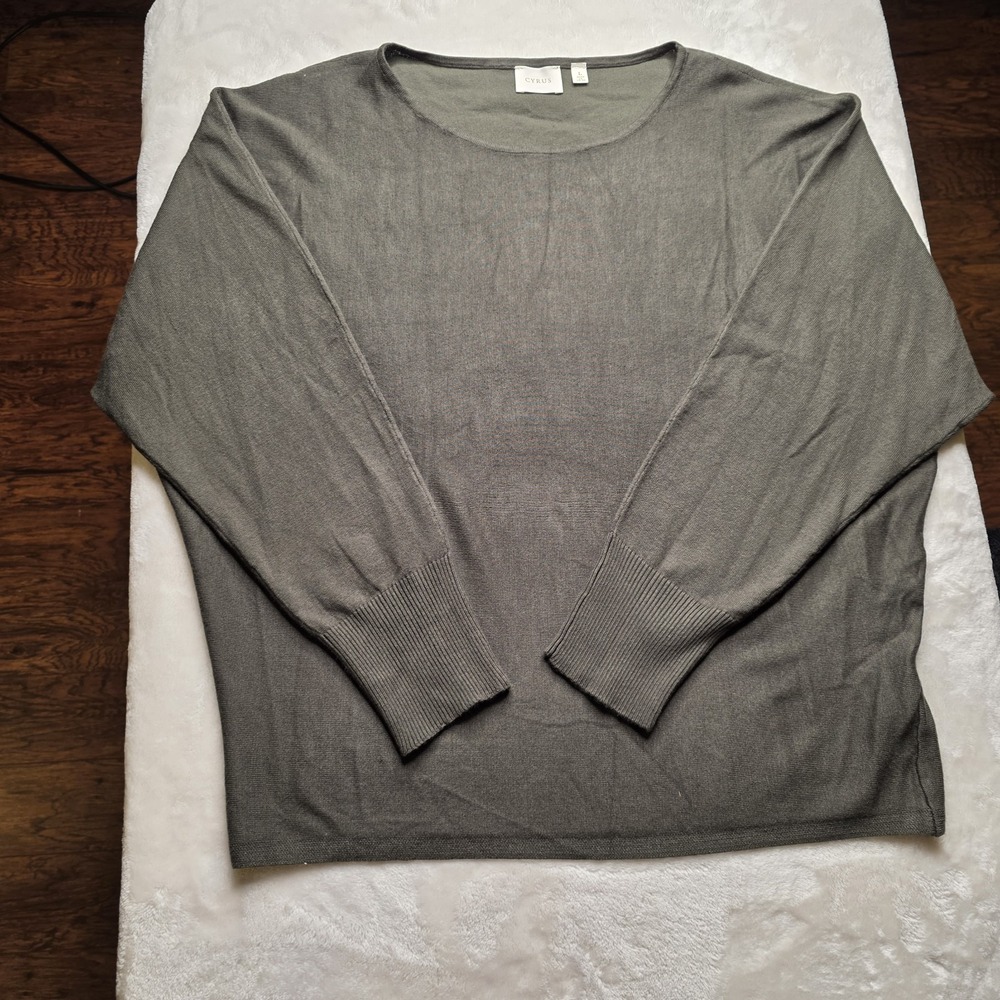 CYRUS Olive Green Rayon Long Sleeve Sweater Women's Size Large